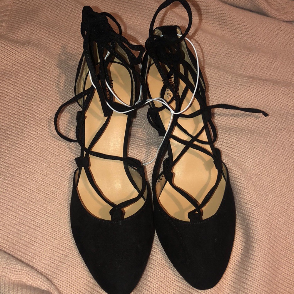 Mossimo Supply Co Lace Up Block Heel Pumps 5 1/2